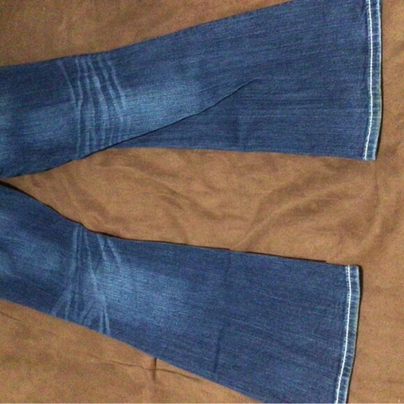 Miss Me Signature Boot jeans - Picture 2 of 8